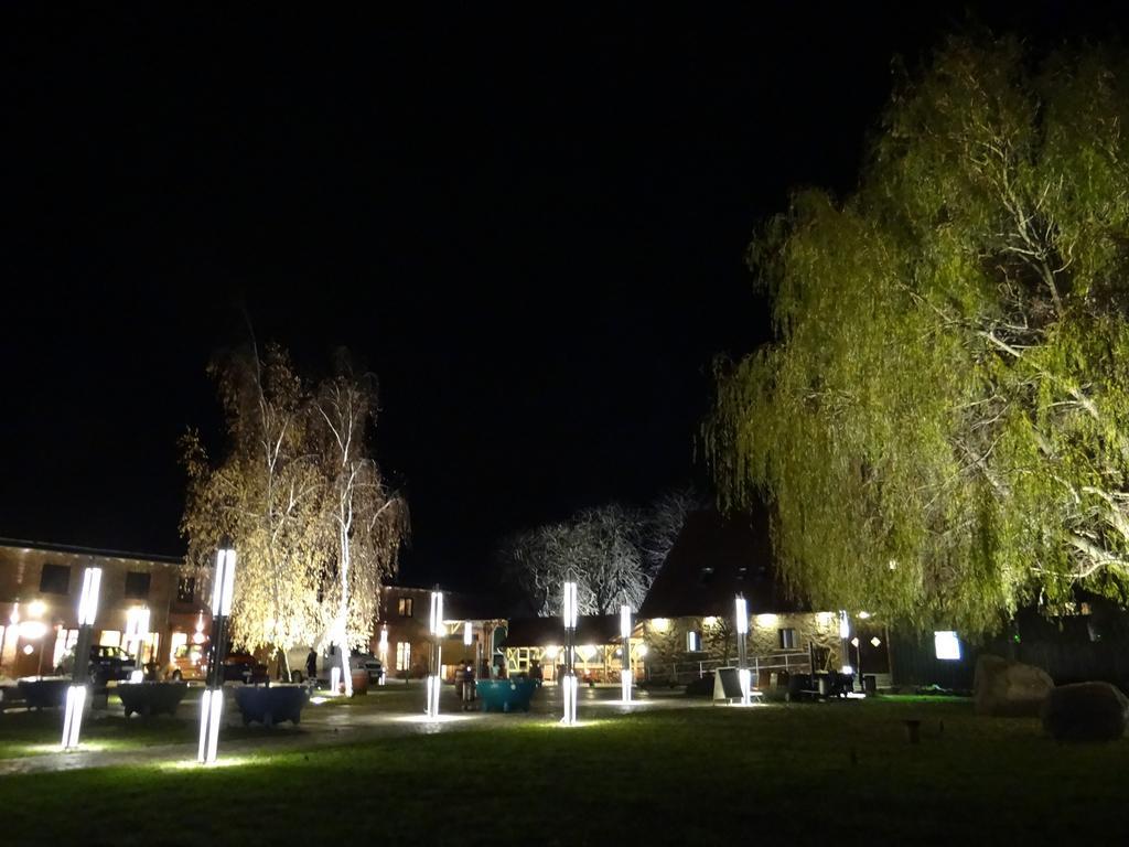 Hotel Und Restaurant Am Peenetal Liepen  المظهر الخارجي الصورة