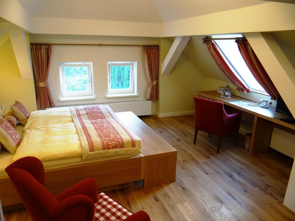 Hotel Und Restaurant Am Peenetal Liepen  الغرفة الصورة