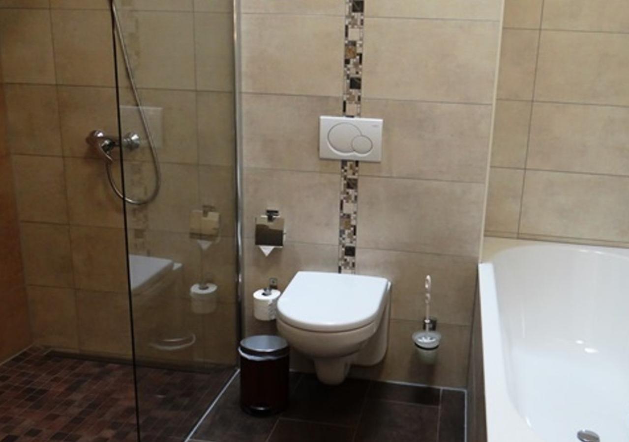 Hotel Und Restaurant Am Peenetal Liepen  المظهر الخارجي الصورة